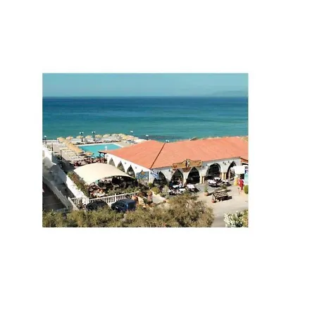 Coralli Aparthotel 3*