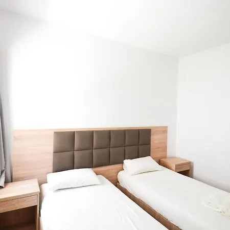 Coralli 3* Pefki (Rhodes)