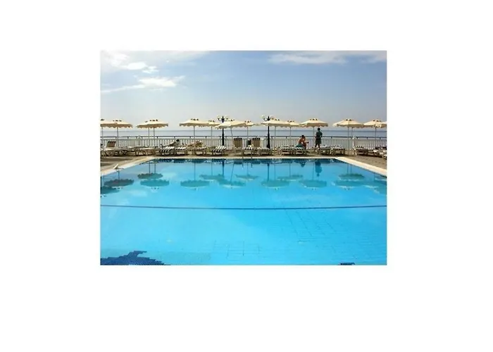 Coralli Pefki (Rhodes)